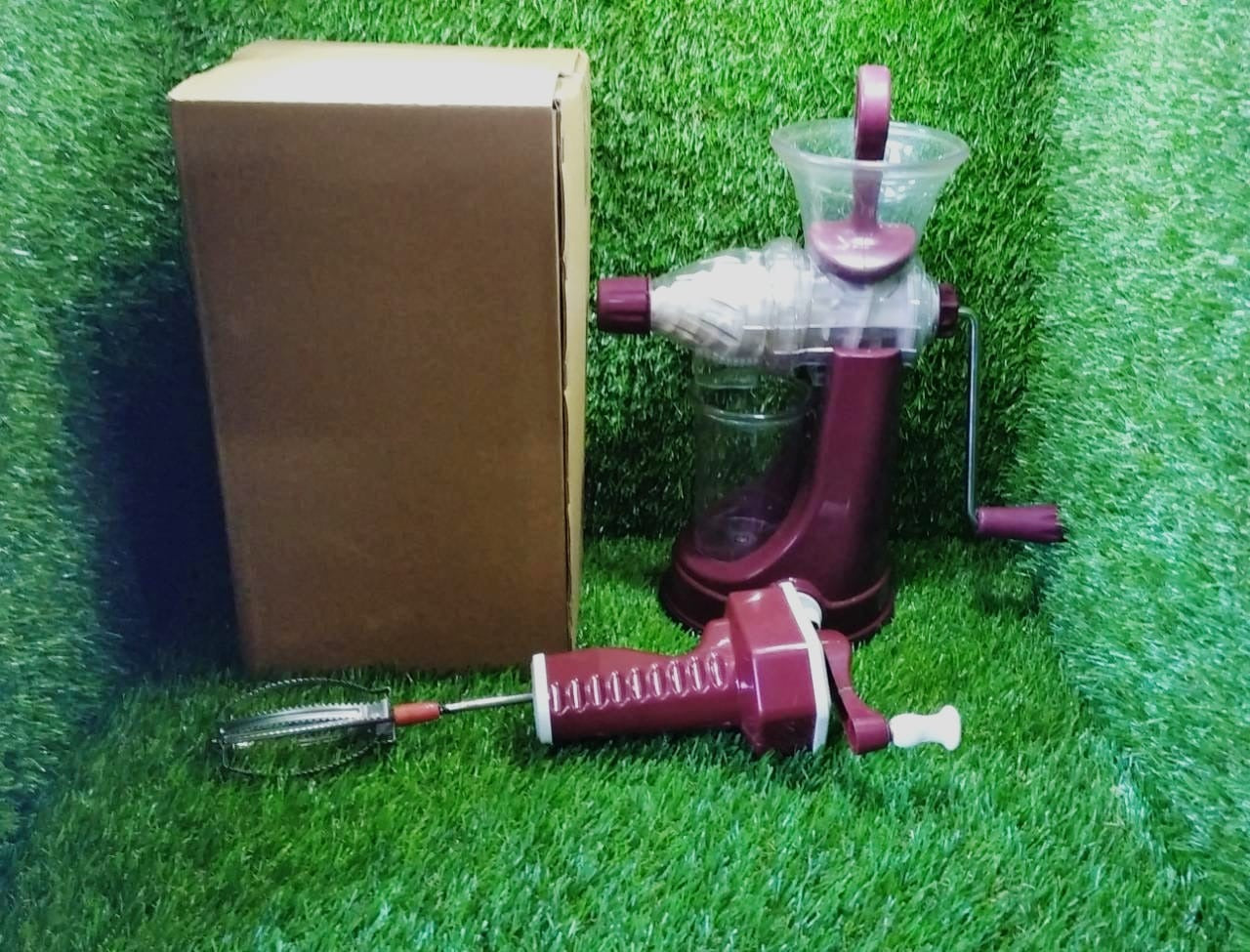 7017B ABS Juicer N Blender used widely in all kinds of household kitchen purposes for making and blending fruit juices and beverages. 7017B ABS Juicer N Blender used widely in all kinds of household kitchen purposes for making and blending fruit juices and beverages.